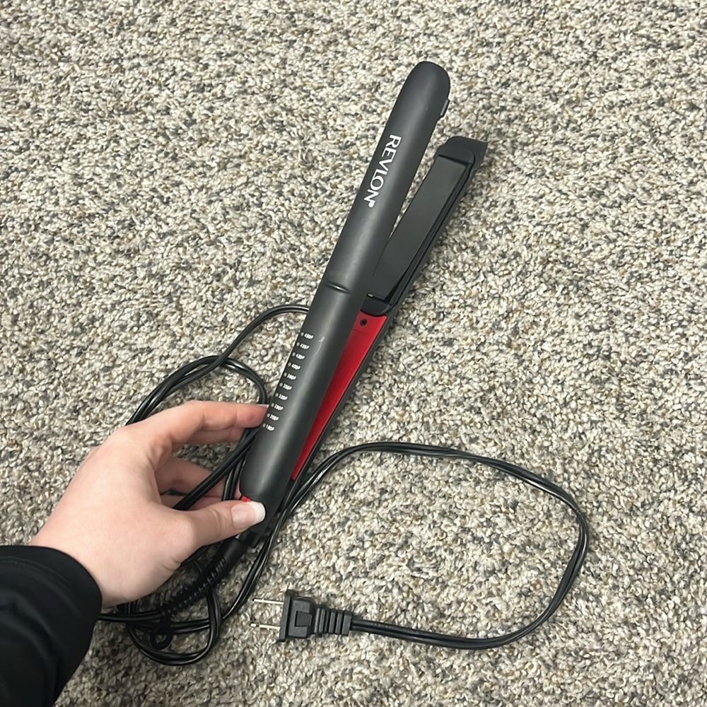 revlon straightener